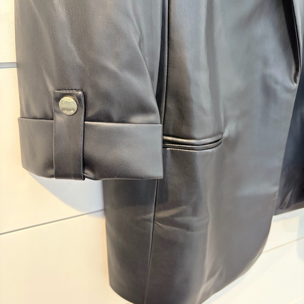 NWT Nine West Black Faux Leather Blazer Jacket Modern Minimal Chic Medium - Picture 3 of 9